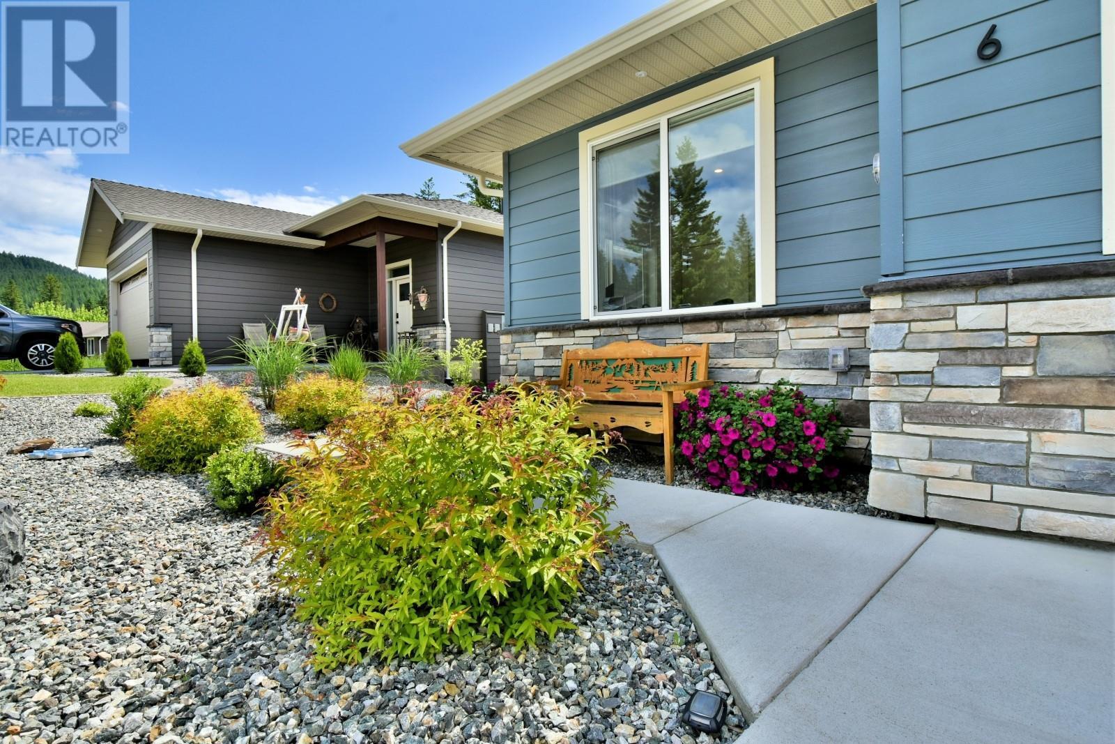 2715 Golf Course Drive Unit# 6, Blind Bay, BC - Outdoor