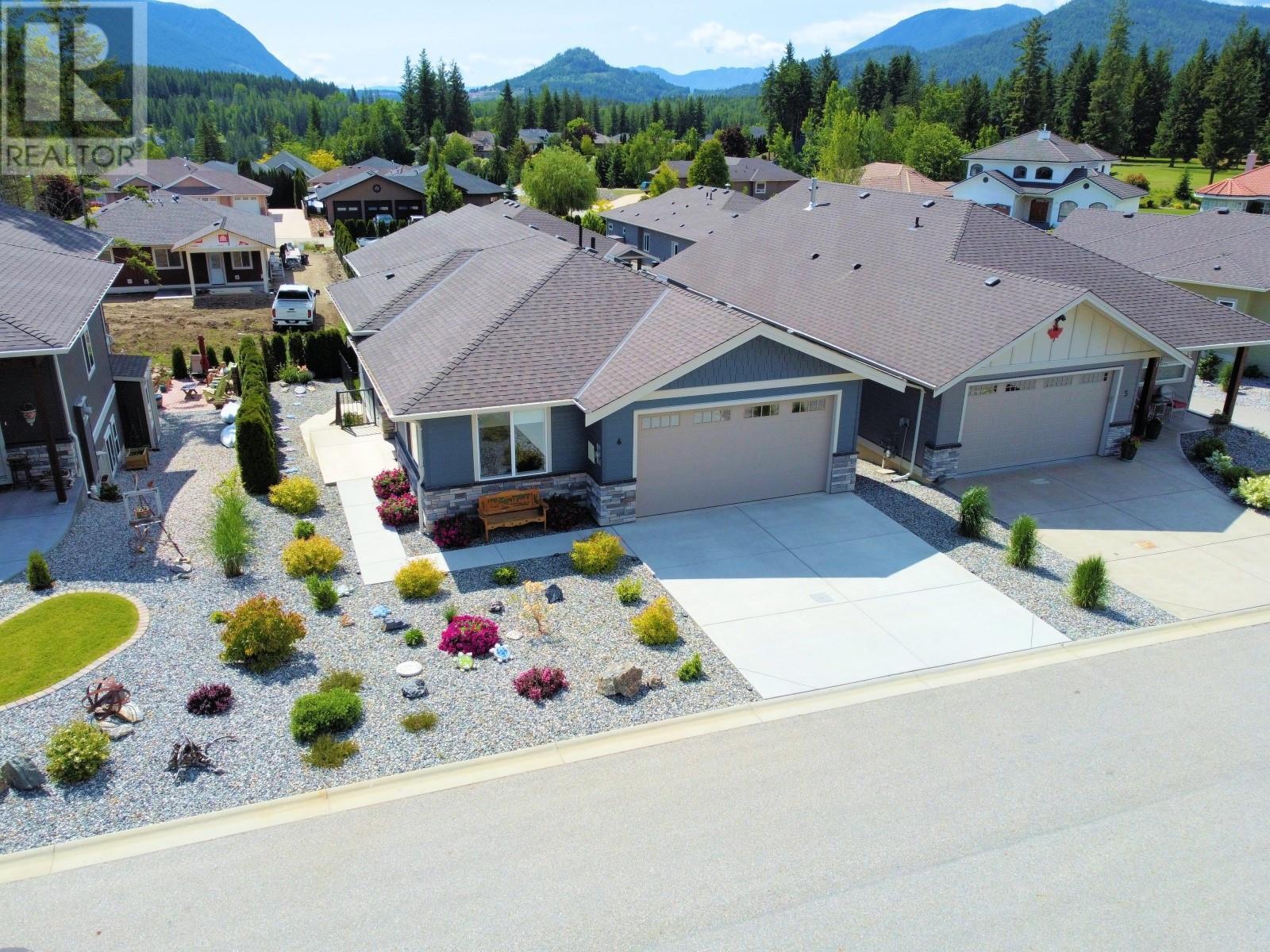 2715 Golf Course Drive Unit# 6, Blind Bay, BC - Outdoor