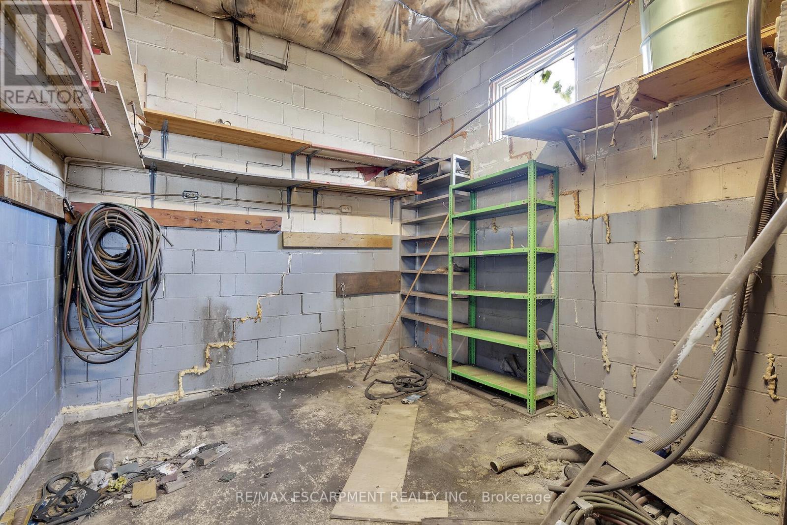 39 Talbot Street, Haldimand, ON