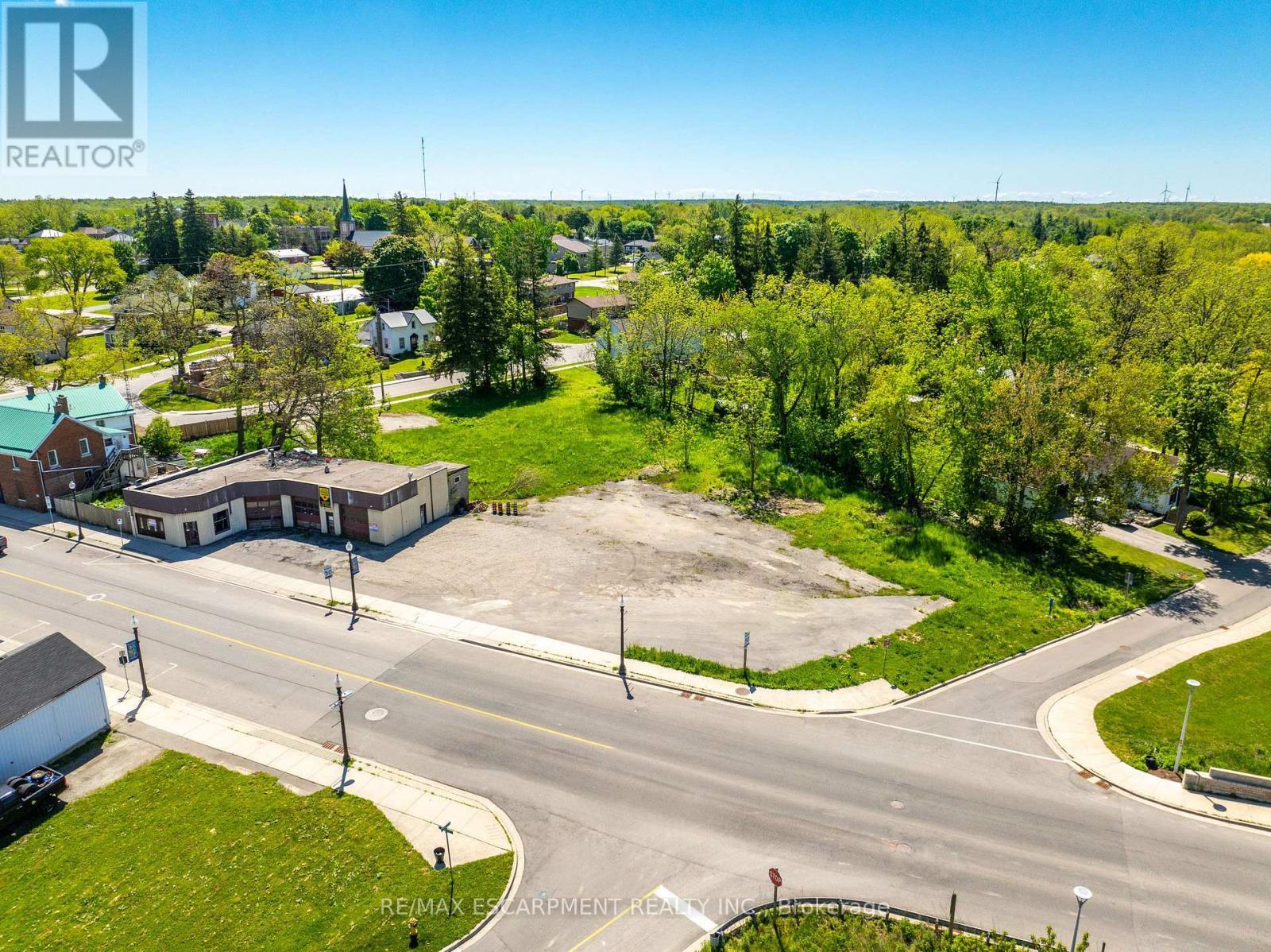 39 Talbot Street, Haldimand, ON