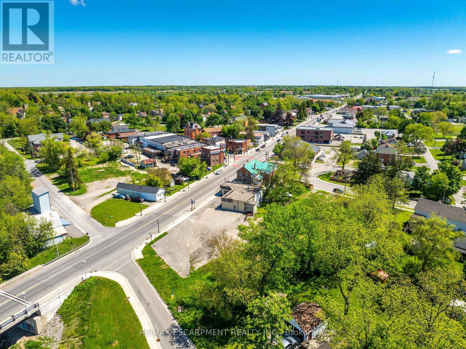 39 Talbot Street, Haldimand, ON