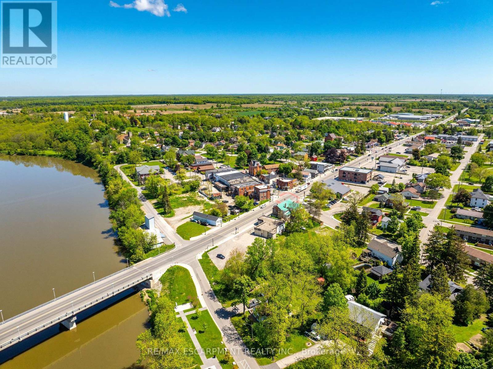 39 Talbot Street, Haldimand, ON