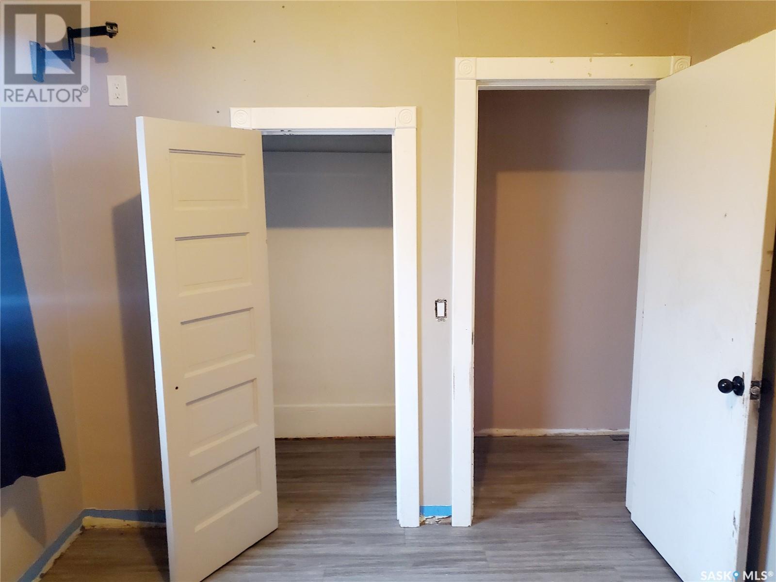 228 4Th Street E, Ponteix, SK - Indoor Photo Showing Other Room