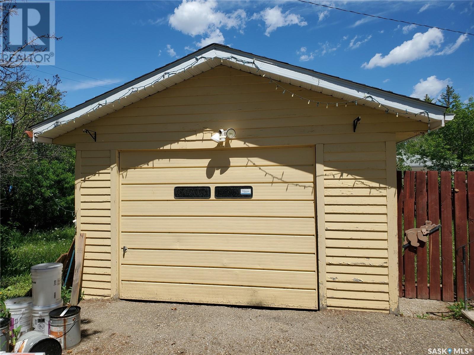 228 4Th Street E, Ponteix, SK - Outdoor With Exterior