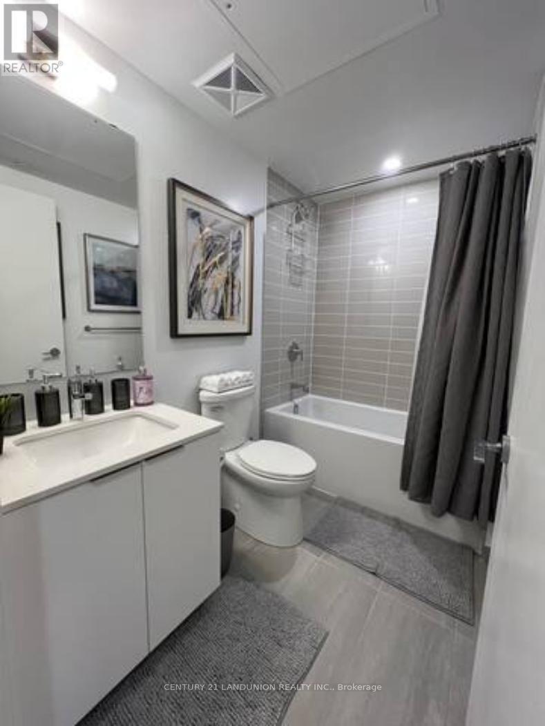 1006 - 357 King Street W, Toronto, ON - Indoor Photo Showing Bathroom