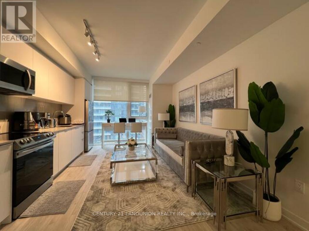 1006 - 357 King Street W, Toronto, ON - Indoor