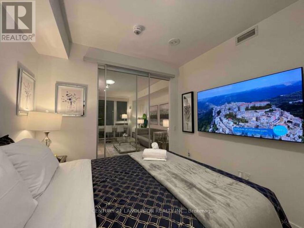 1006 - 357 King Street W, Toronto, ON - Indoor Photo Showing Bedroom