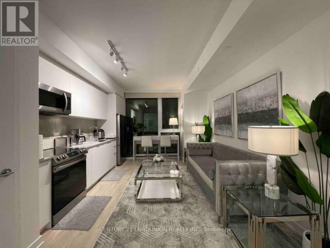 1006 - 357 King Street W, Toronto, ON - Indoor