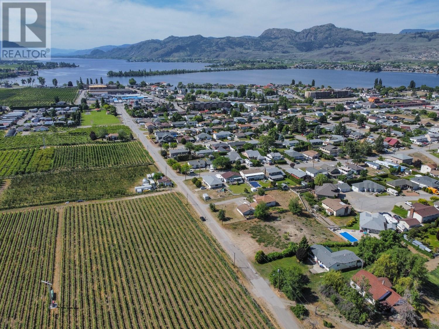 7012 Tamarack Drive, Osoyoos, BC