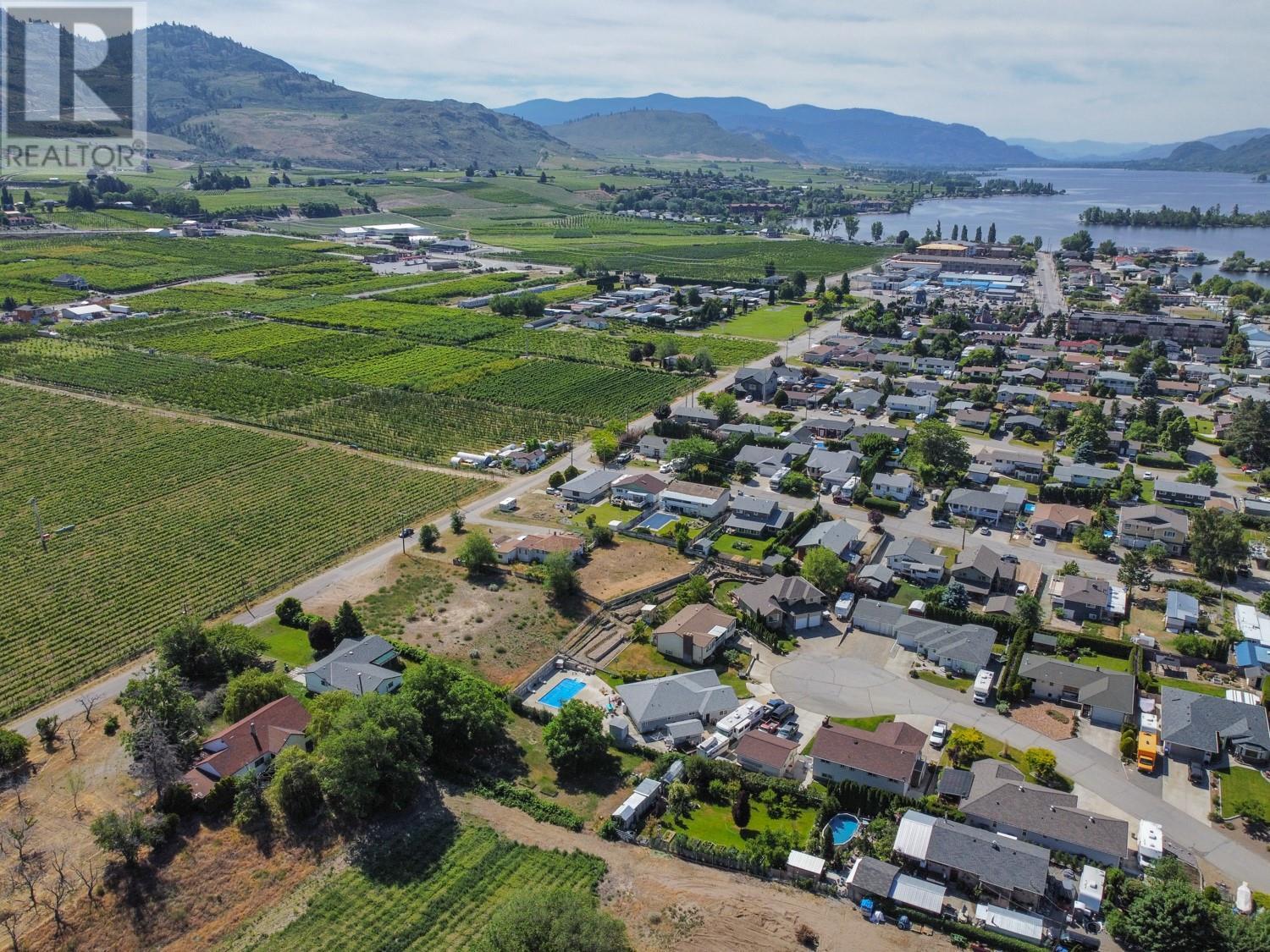 7012 Tamarack Drive, Osoyoos, BC