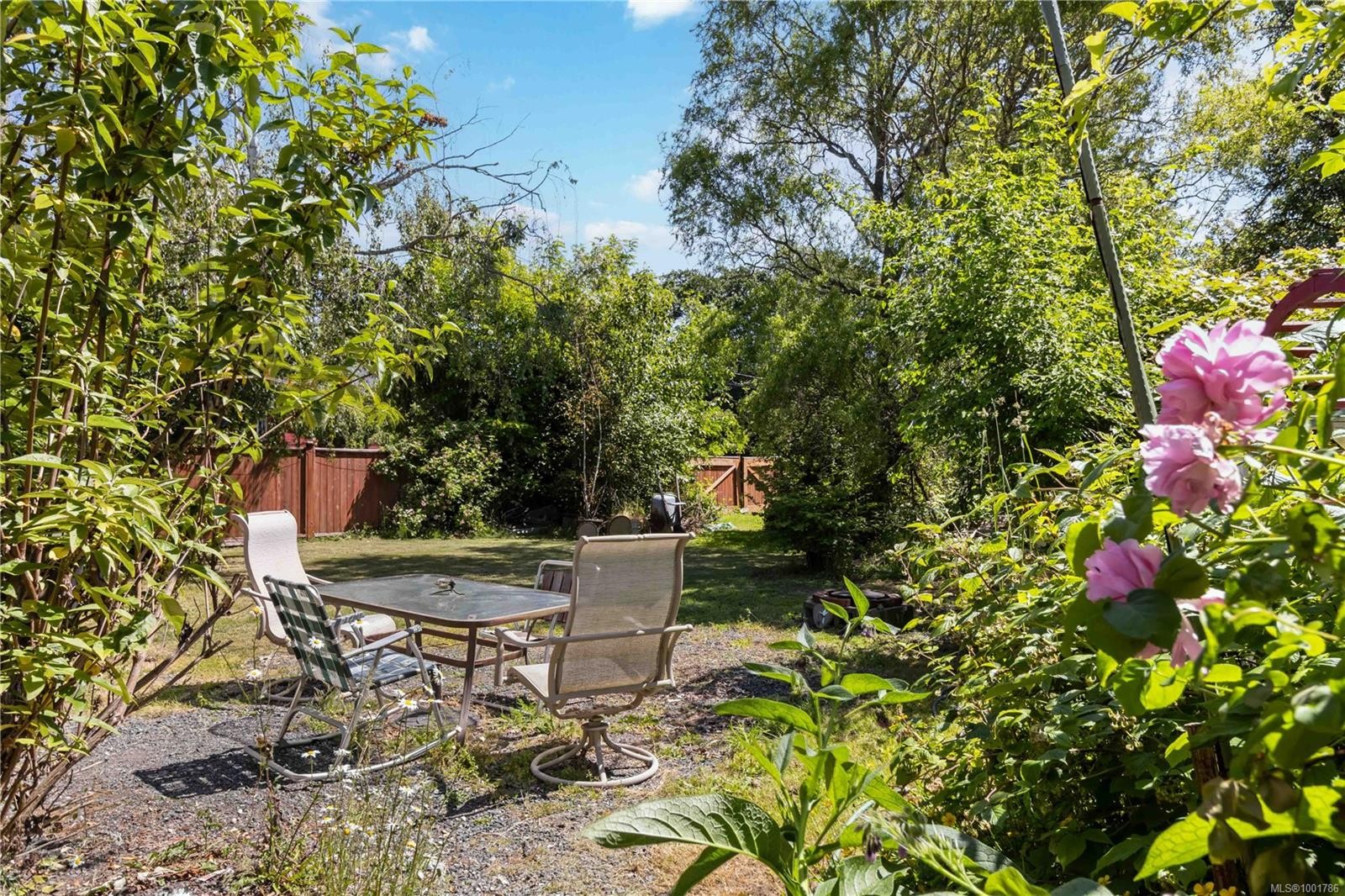 4155 North Rd, Saanich, BC