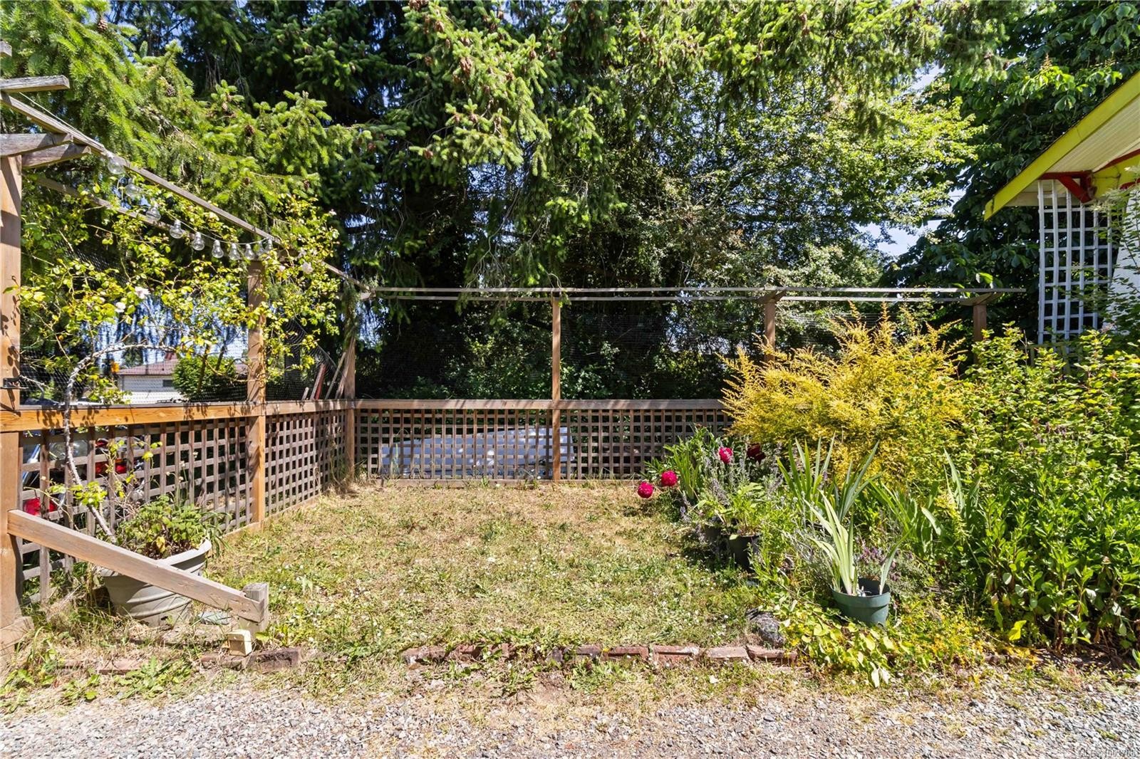 4155 North Rd, Saanich, BC