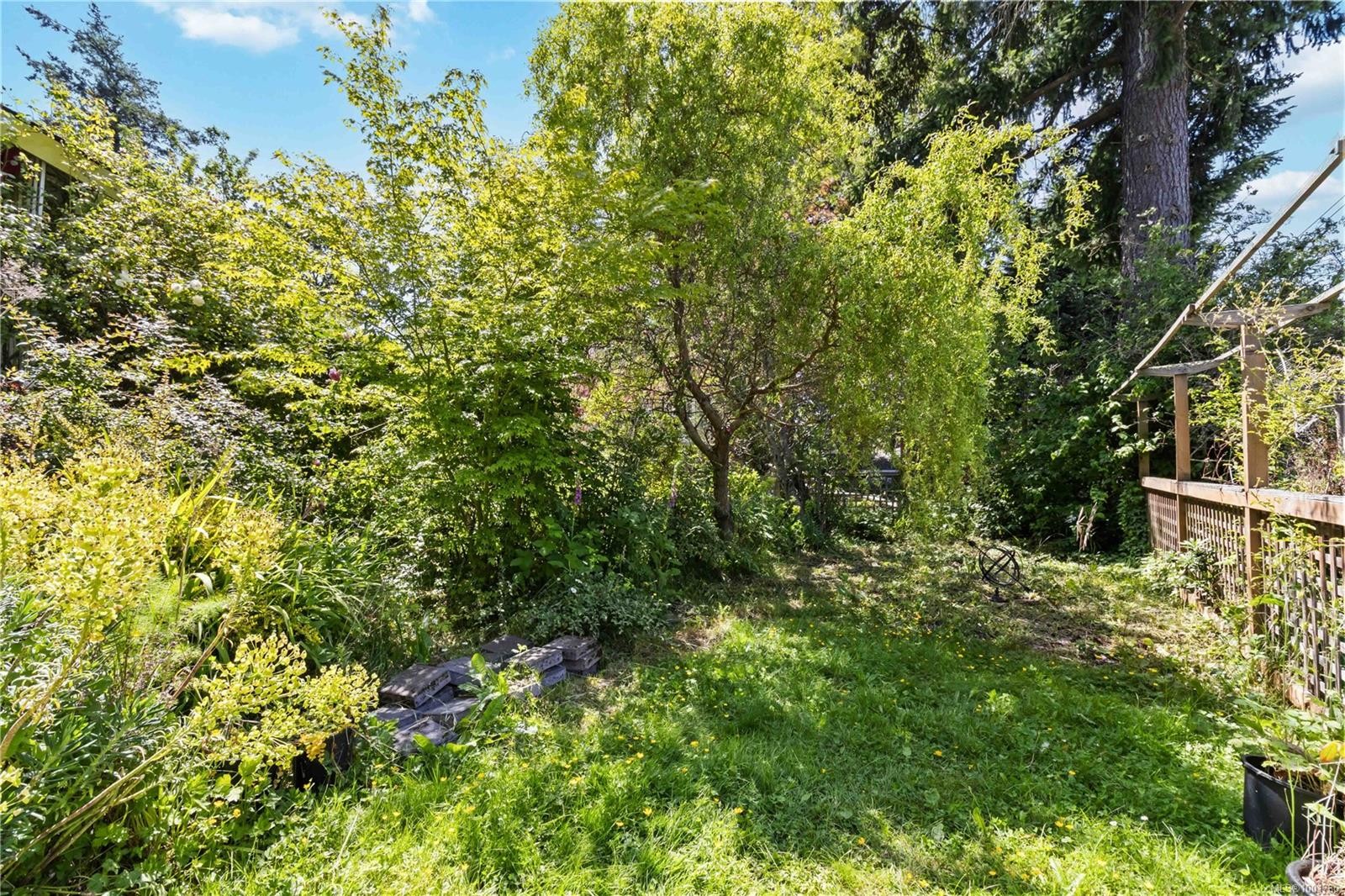 4155 North Rd, Saanich, BC