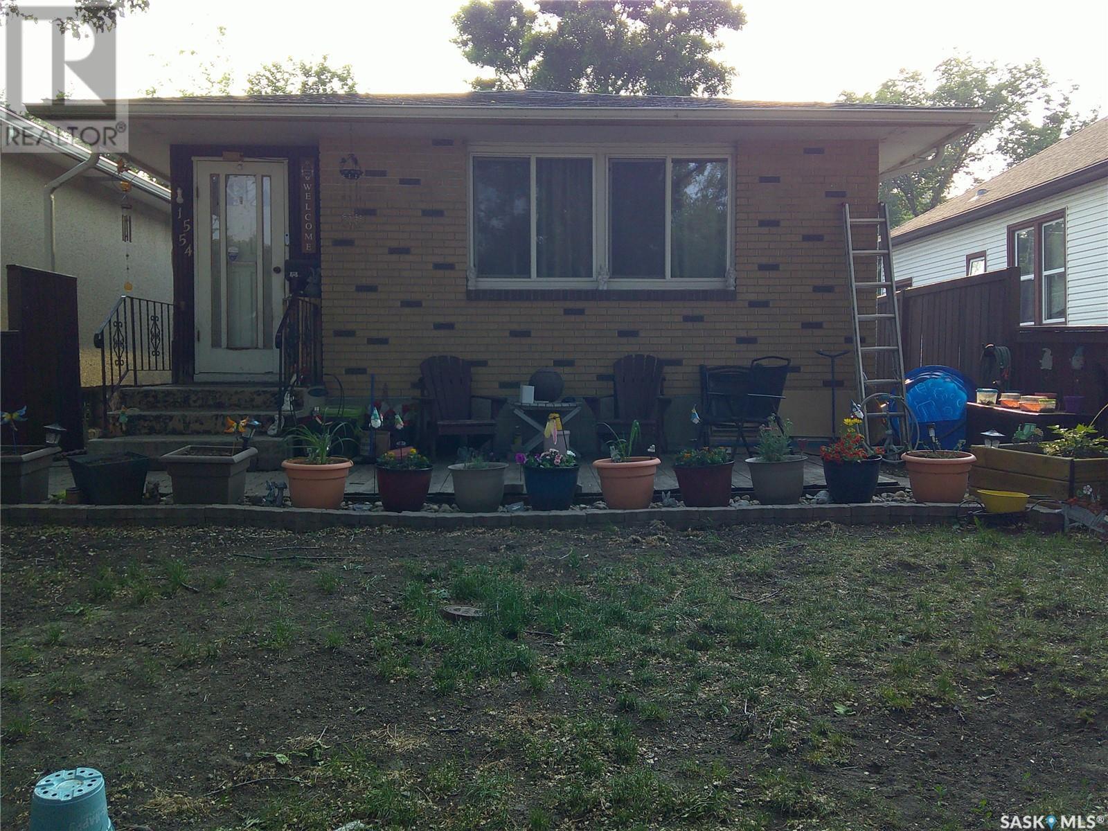 1554 Retallack Street, Regina, SK - Outdoor