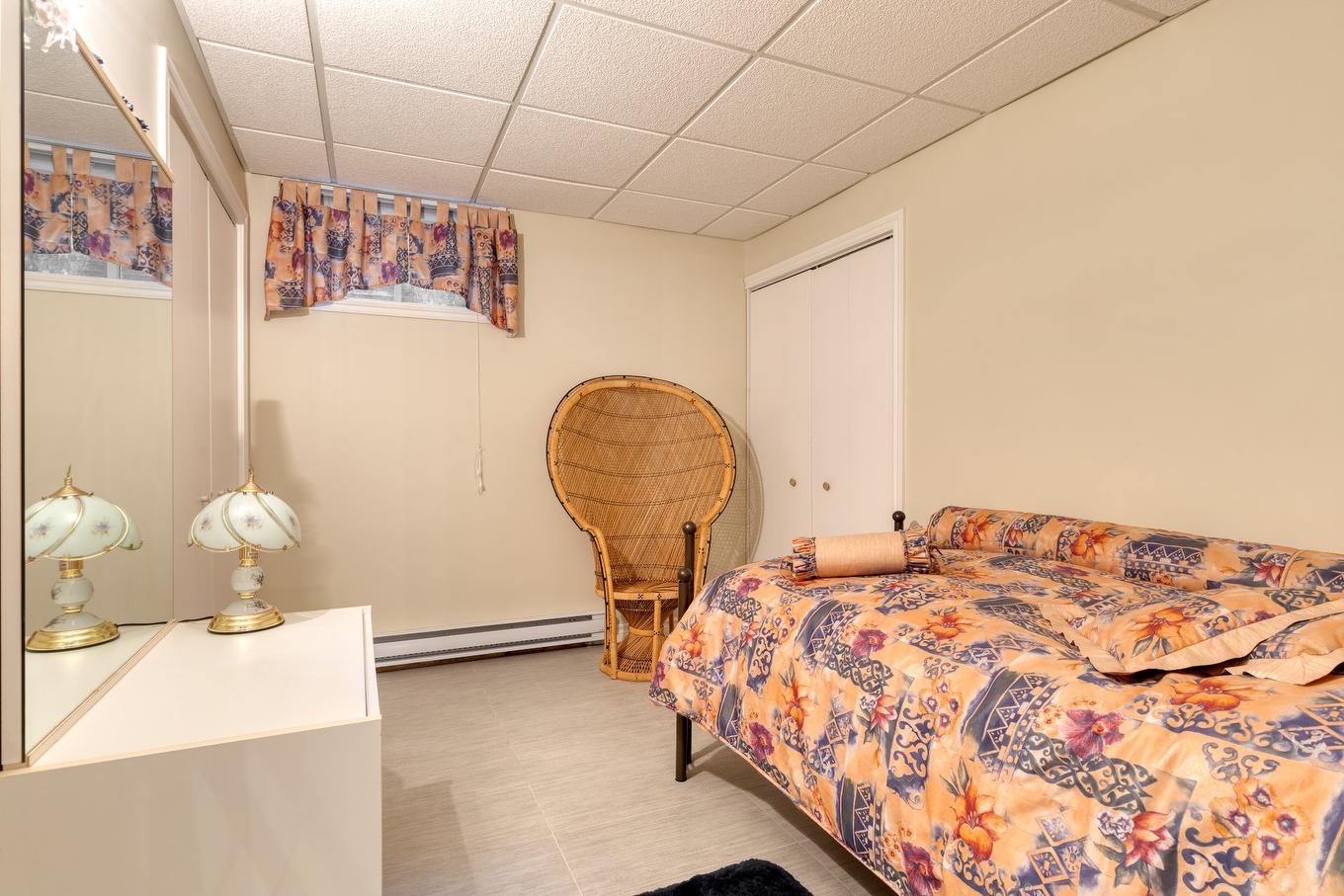 Storage - 471 Ch. Des Pins, Saint-Zénon, QC - Indoor Photo Showing Bedroom