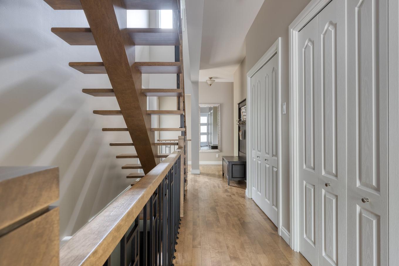 Hall - 471 Ch. Des Pins, Saint-Zénon, QC - Indoor Photo Showing Other Room