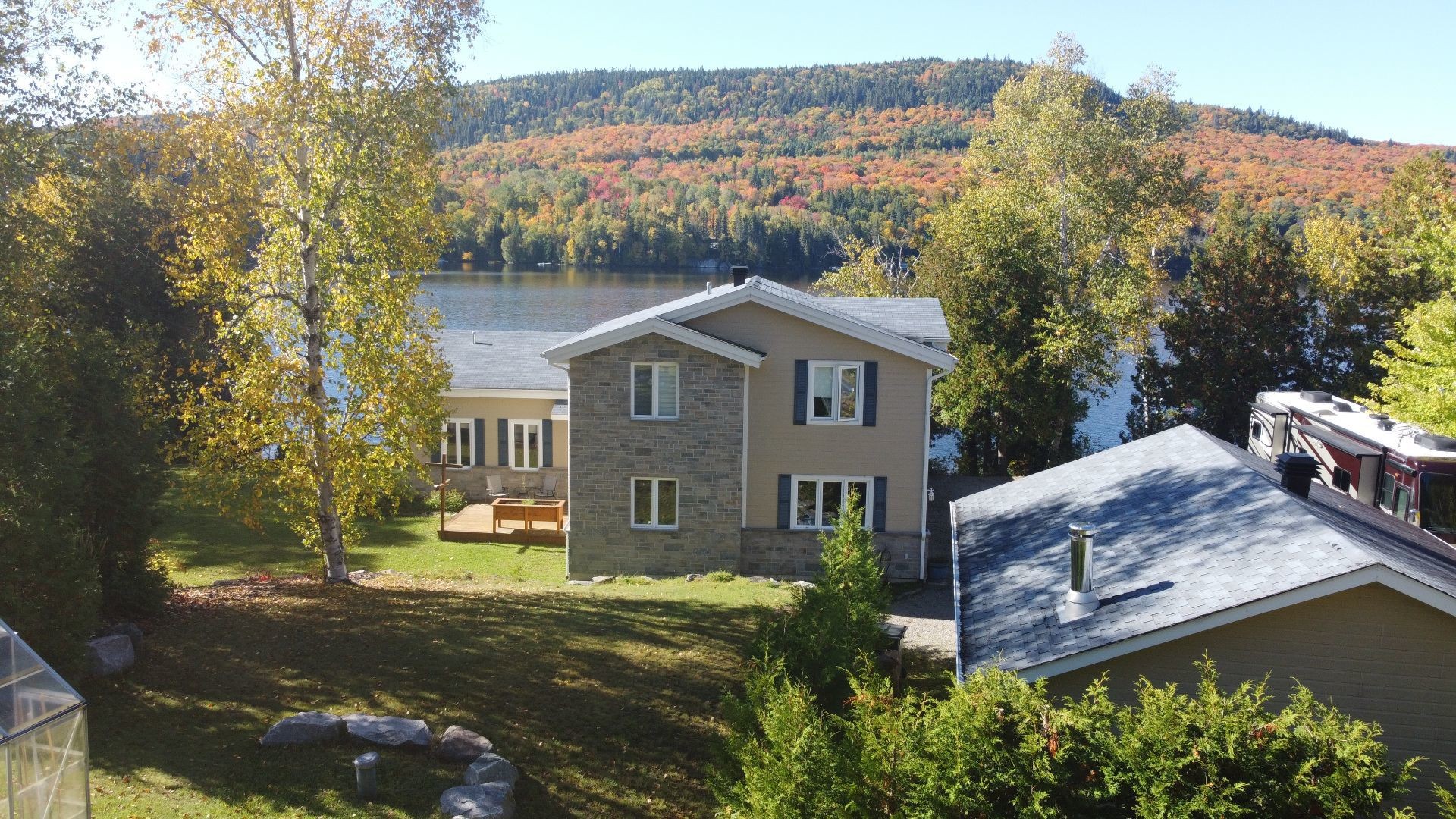 Photo aérienne - 471 Ch. Des Pins, Saint-Zénon, QC - Outdoor