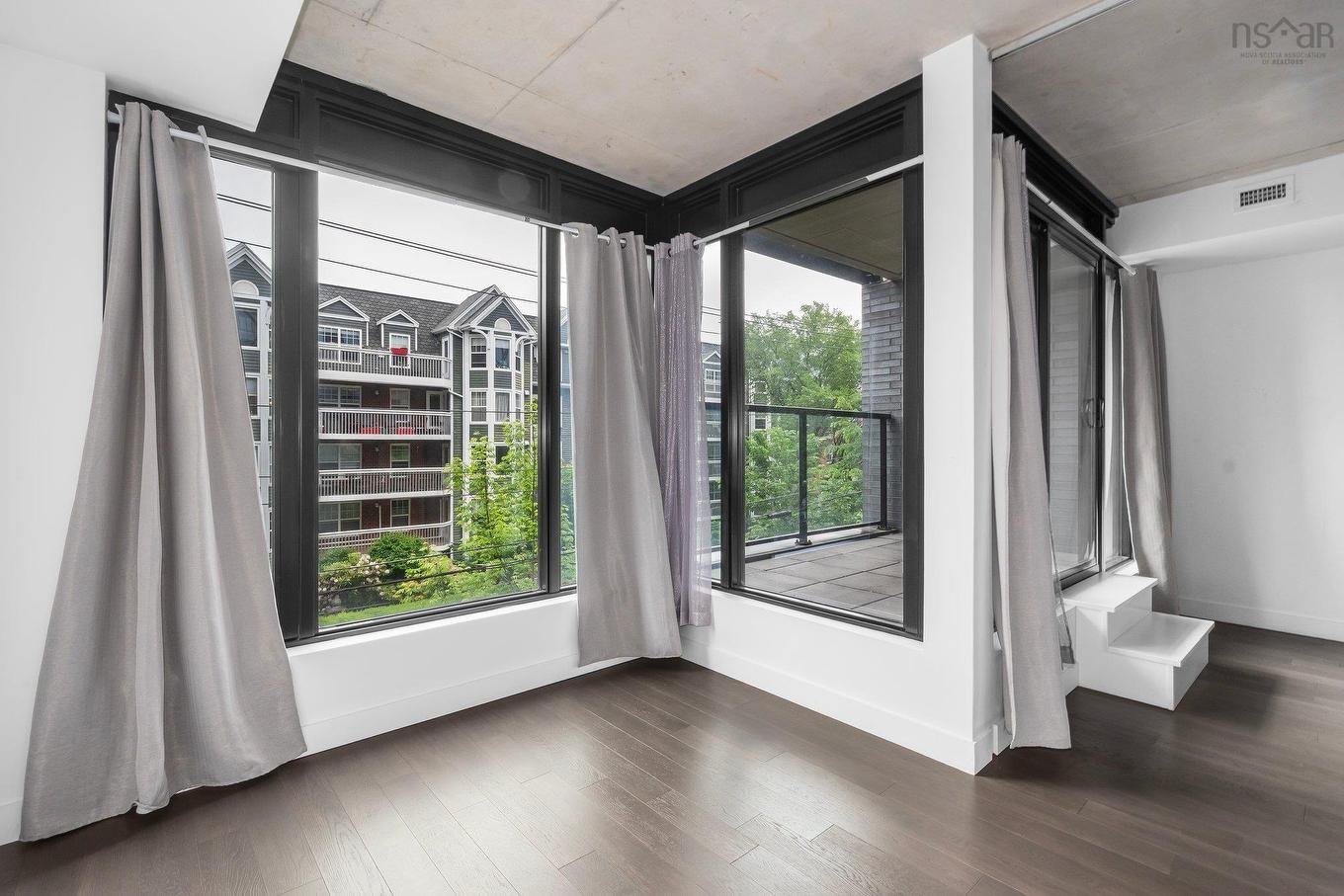 312 1048 Wellington Street, Halifax, NS