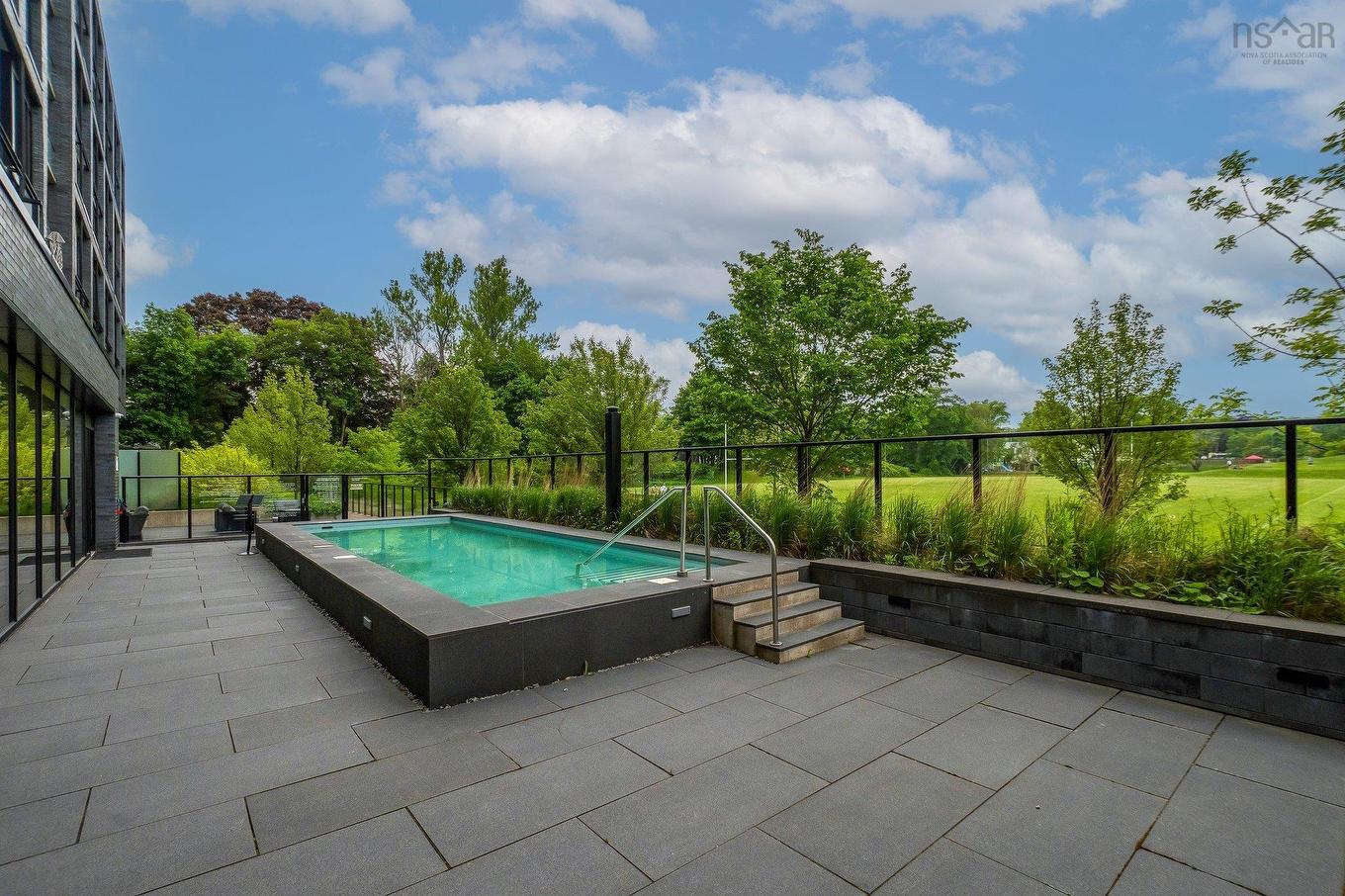 312 1048 Wellington Street, Halifax, NS