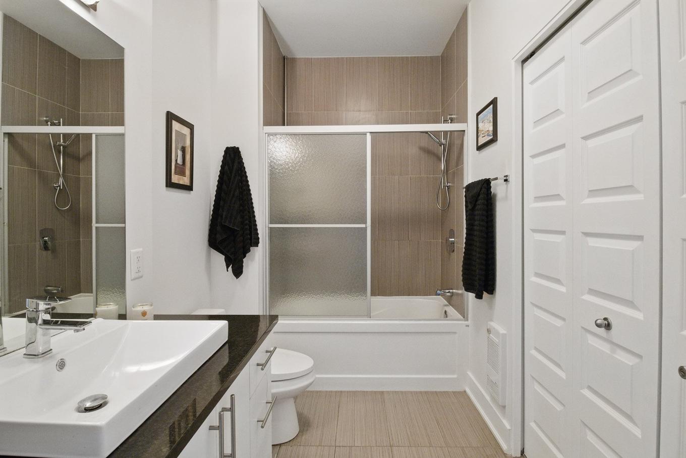 Salle de bains - 702-1180 Ch. D'Aylmer, Gatineau (Aylmer), QC - Indoor Photo Showing Bathroom