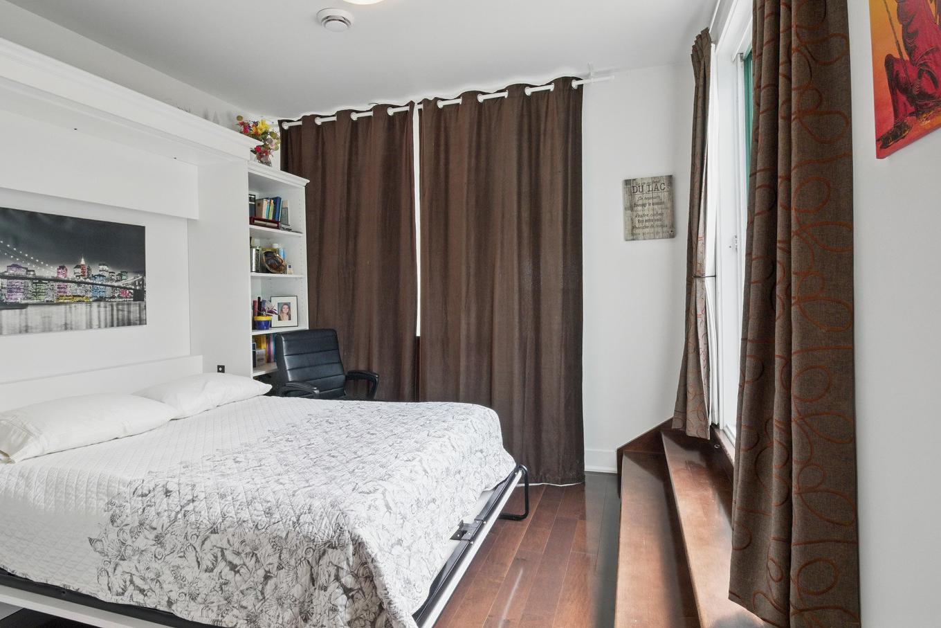 Chambre à coucher - 702-1180 Ch. D'Aylmer, Gatineau (Aylmer), QC - Indoor Photo Showing Bedroom