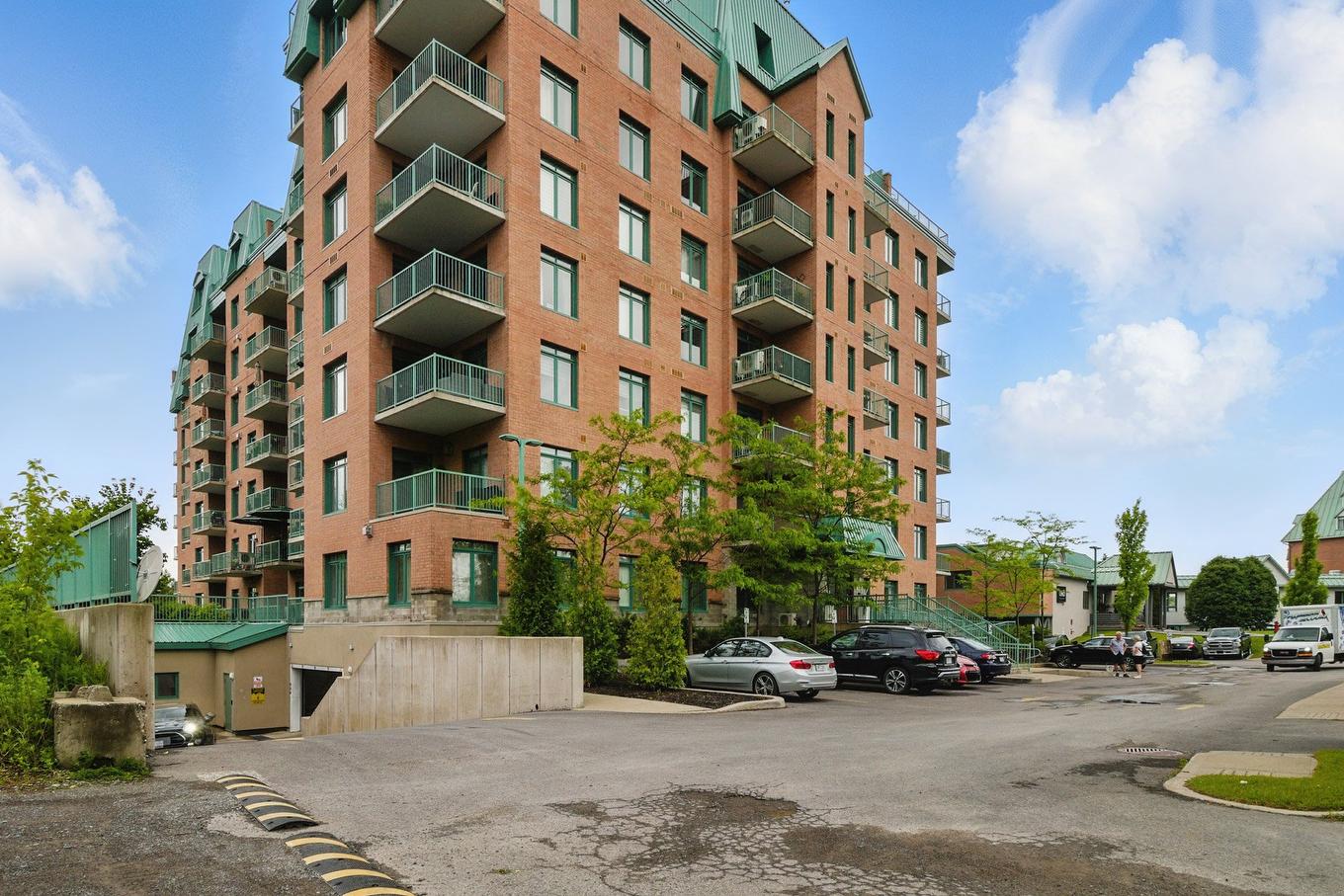 Stationnement - 702-1180 Ch. D'Aylmer, Gatineau (Aylmer), QC - Outdoor With Facade