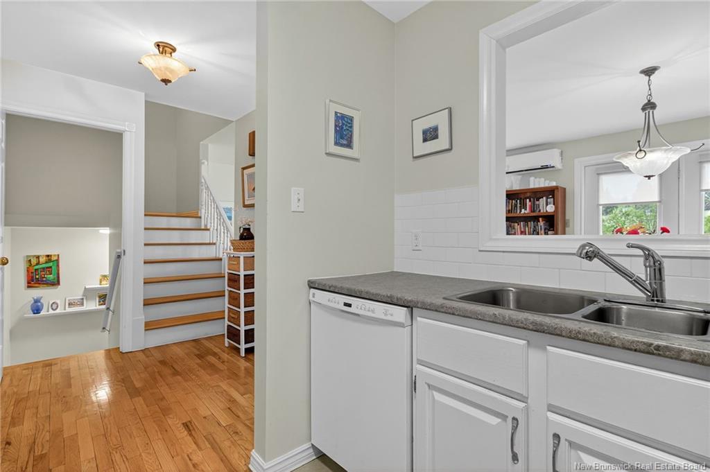 2-707 Laurier St, Dieppe, NB