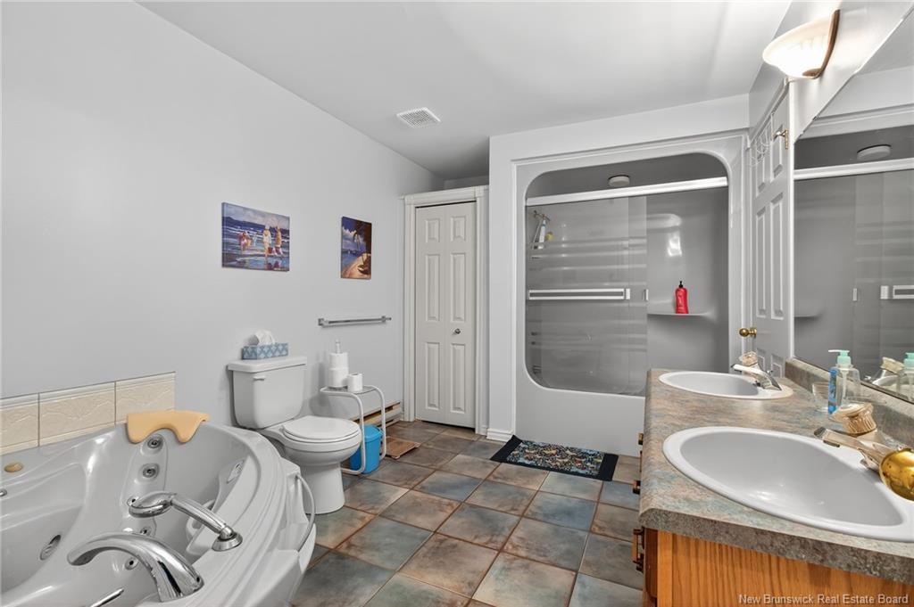 2-707 Laurier St, Dieppe, NB