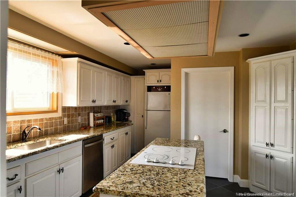 422 Fundy Dr, Wilsons Beach, NB