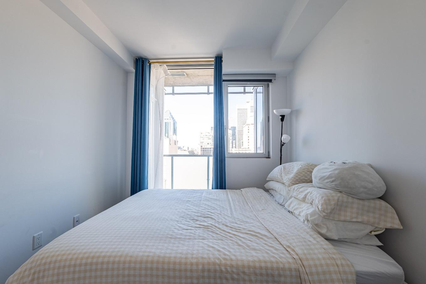 Bedroom - 1907-1239 Rue Drummond, Montréal (Ville-Marie), QC - Indoor Photo Showing Bedroom