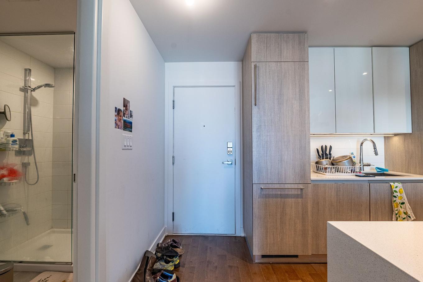 Passageway - 1907-1239 Rue Drummond, Montréal (Ville-Marie), QC - Indoor