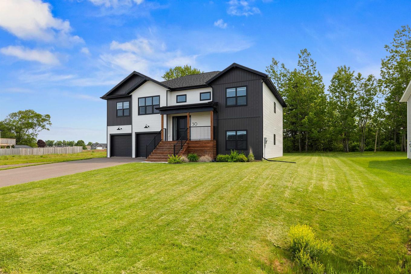 30 Waters Edge Lane, Cornwall, PE