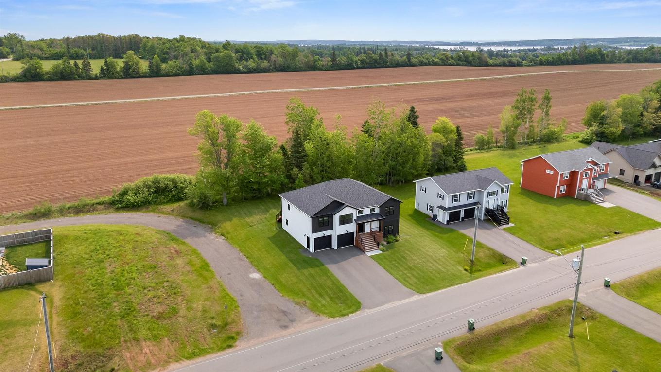 30 Waters Edge Lane, Cornwall, PE