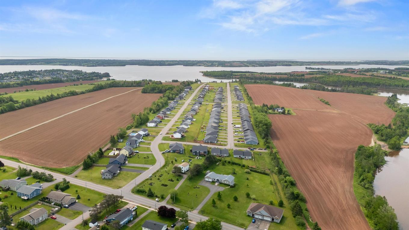 30 Waters Edge Lane, Cornwall, PE