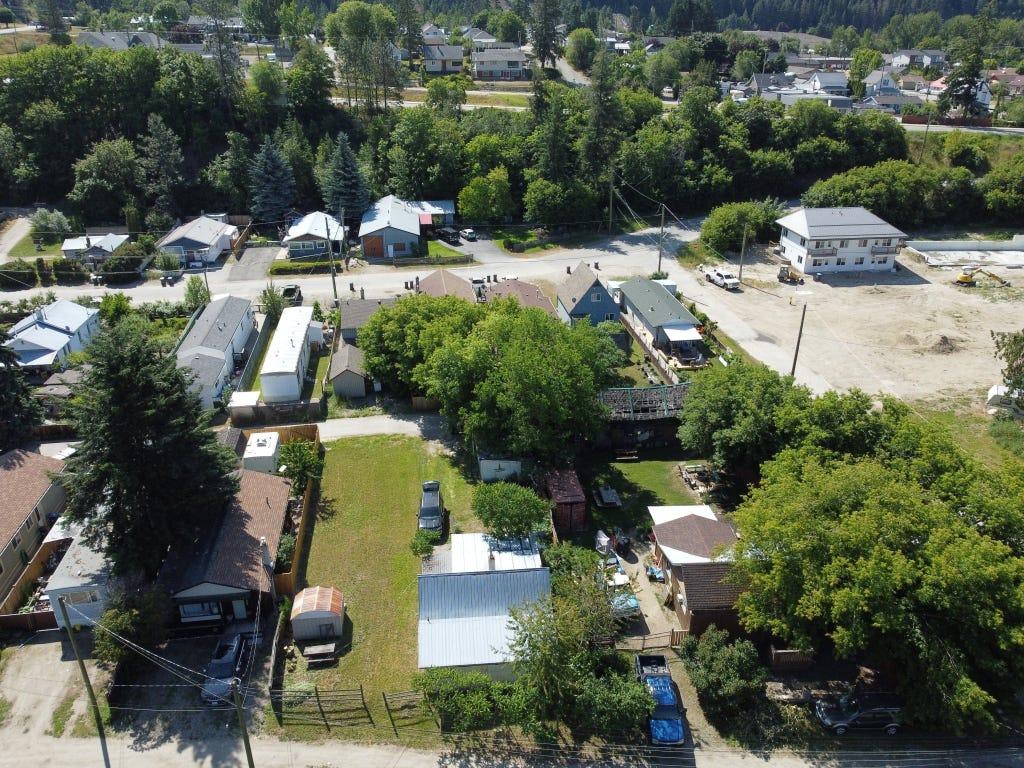 1025 First Avenue, Chase, BC - Outdoor With View