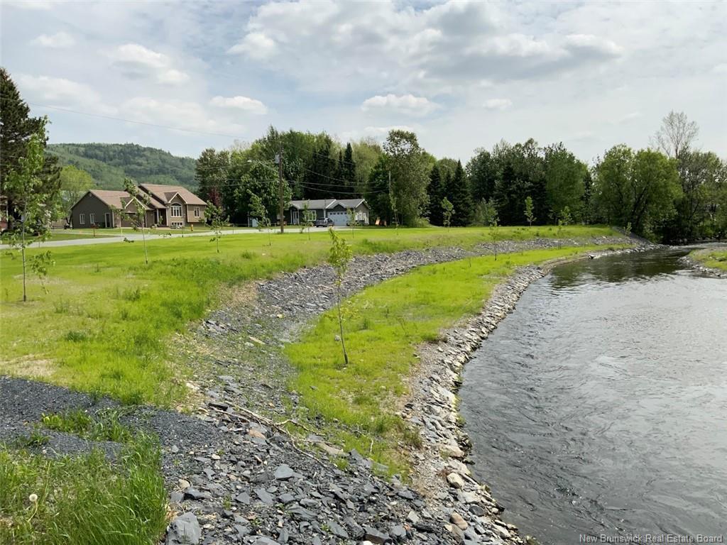 4 Demers St, Saint-Jacques, NB