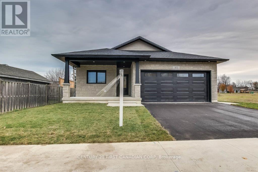 163 Elgin Avenue E, Goderich (Goderich (Town)), ON - Outdoor