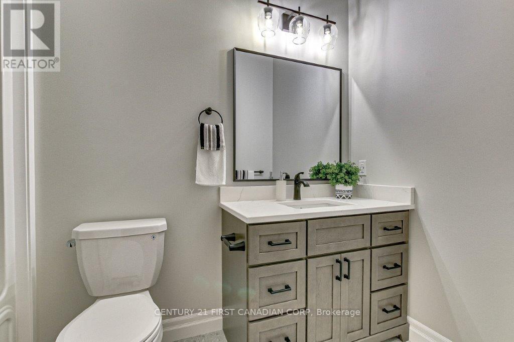163 Elgin Avenue E, Goderich (Goderich (Town)), ON - Indoor Photo Showing Bathroom