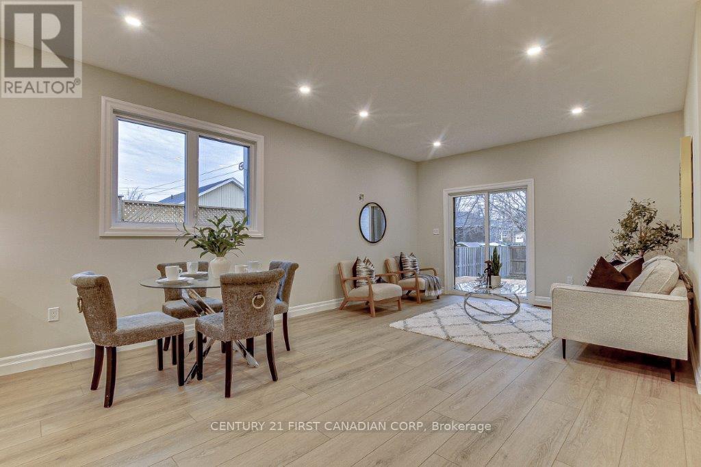 163 Elgin Avenue E, Goderich (Goderich (Town)), ON - Indoor