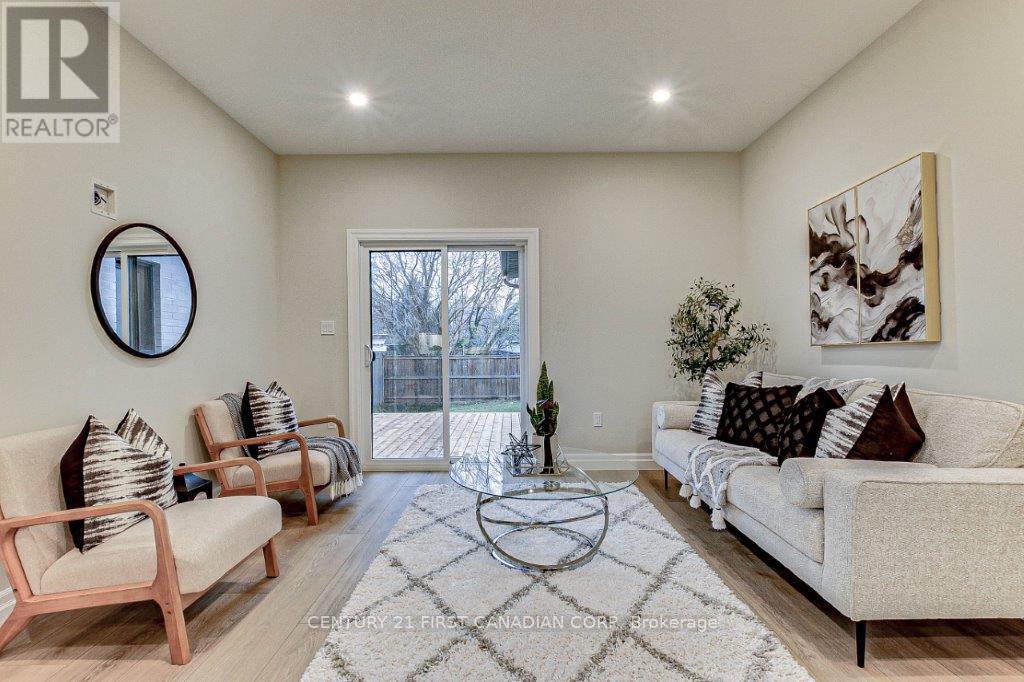 163 Elgin Avenue E, Goderich (Goderich (Town)), ON - Indoor