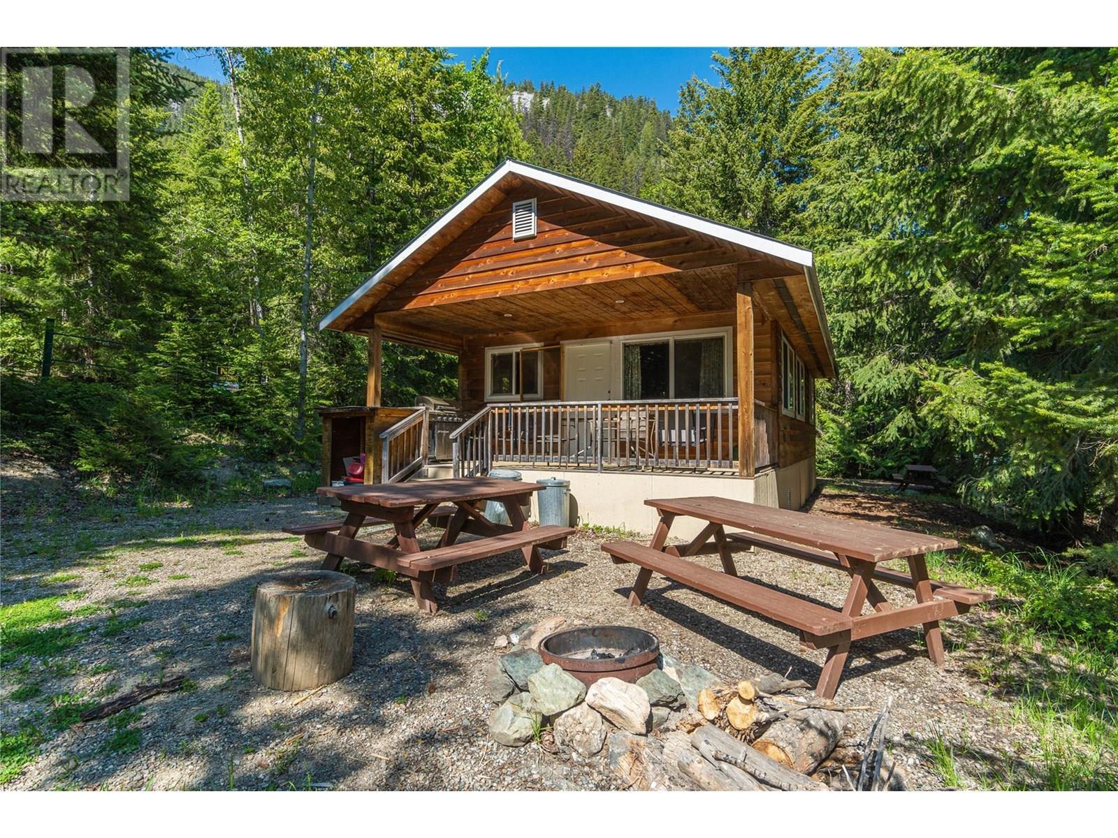 6000 Johnson Lake Forest Service Road, Barriere, BC