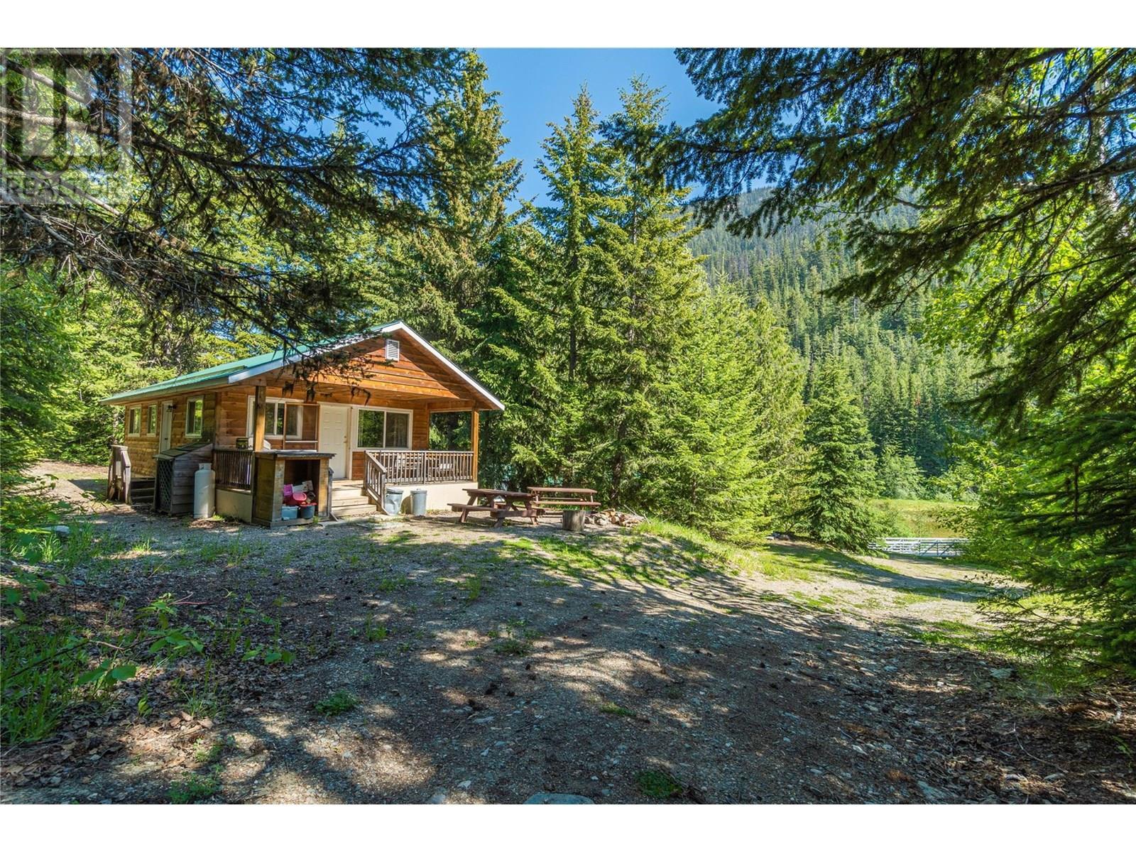 6000 Johnson Lake Forest Service Road, Barriere, BC
