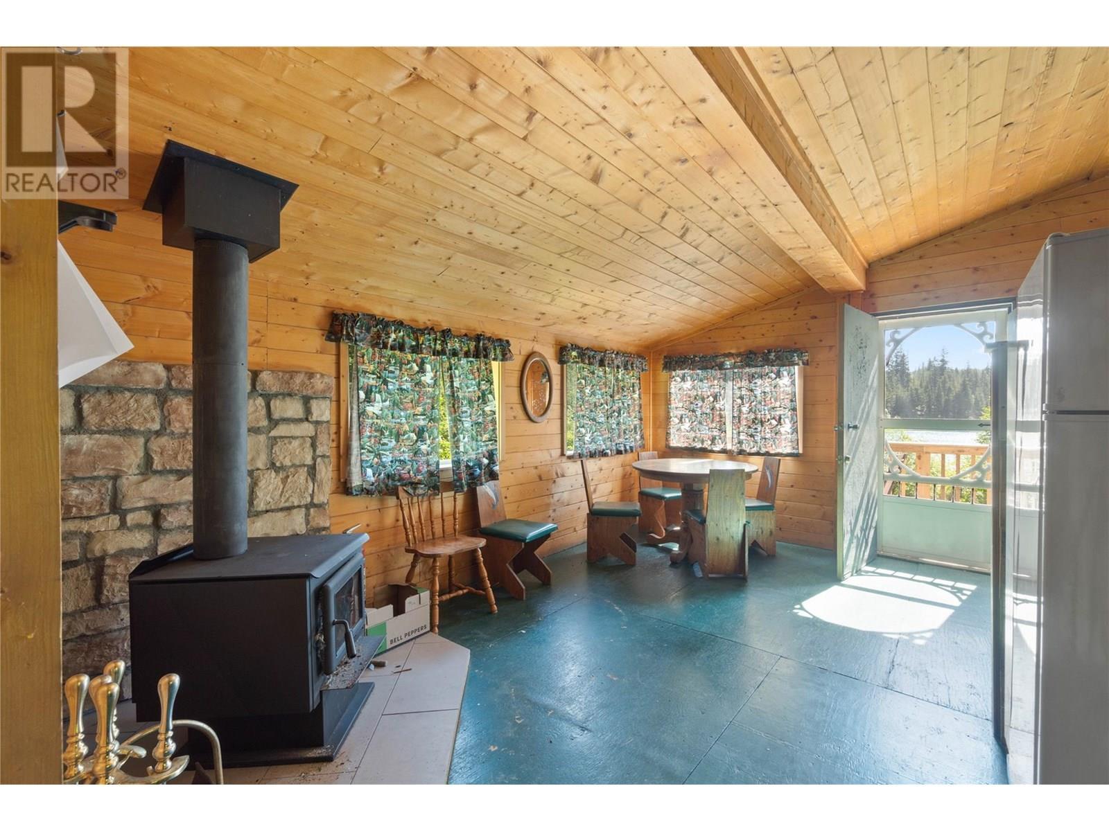 6000 Johnson Lake Forest Service Road, Barriere, BC