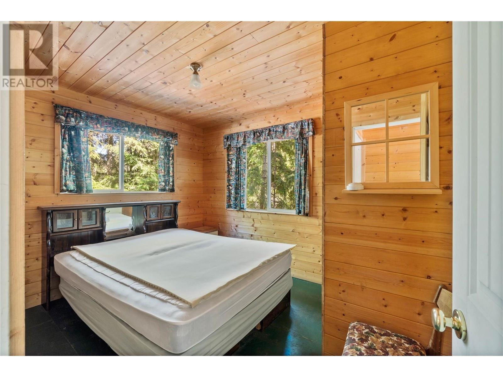 6000 Johnson Lake Forest Service Road, Barriere, BC