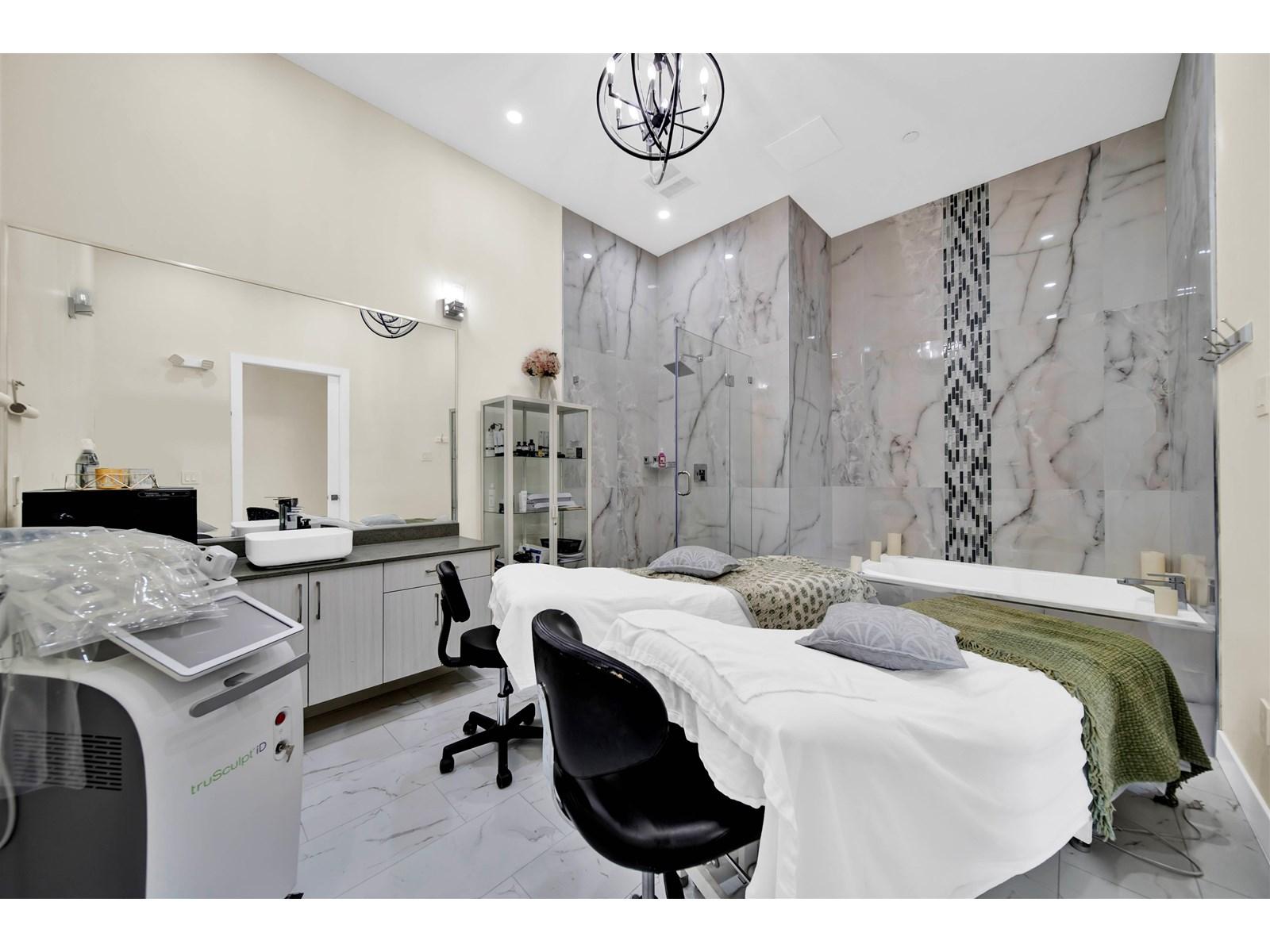 6 9015 120 Street, Delta, BC