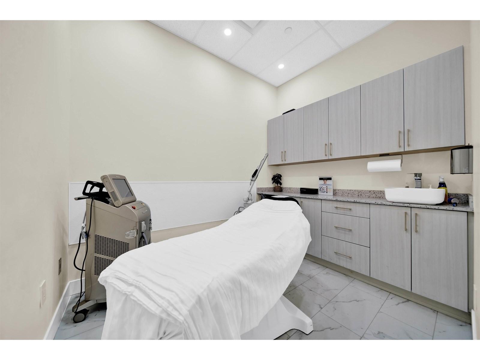 6 9015 120 Street, Delta, BC