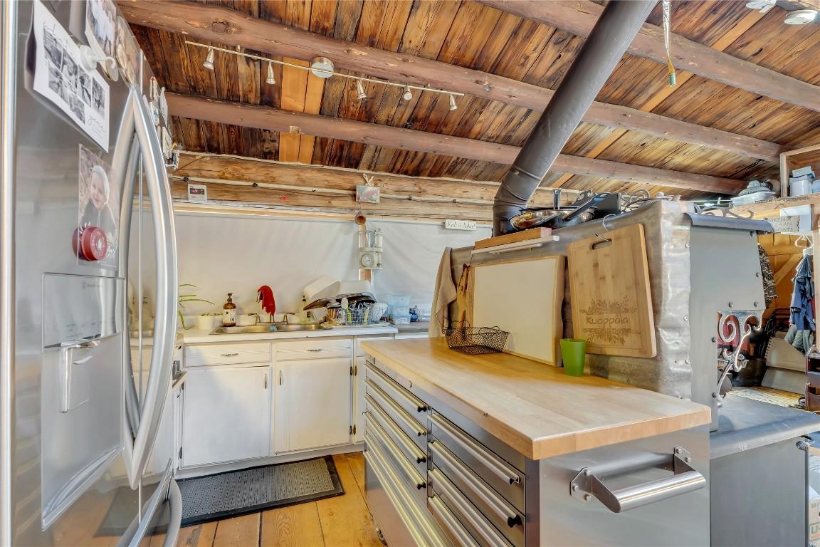 1840 Highway 3, Princeton, BC - Indoor