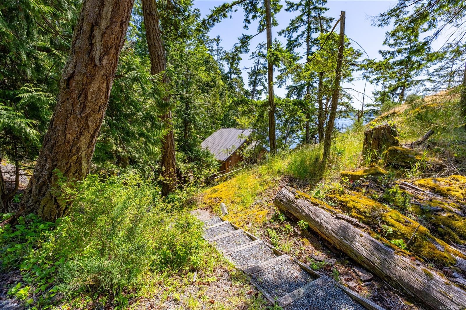 3803 Cutlass Crt, Pender Island, BC