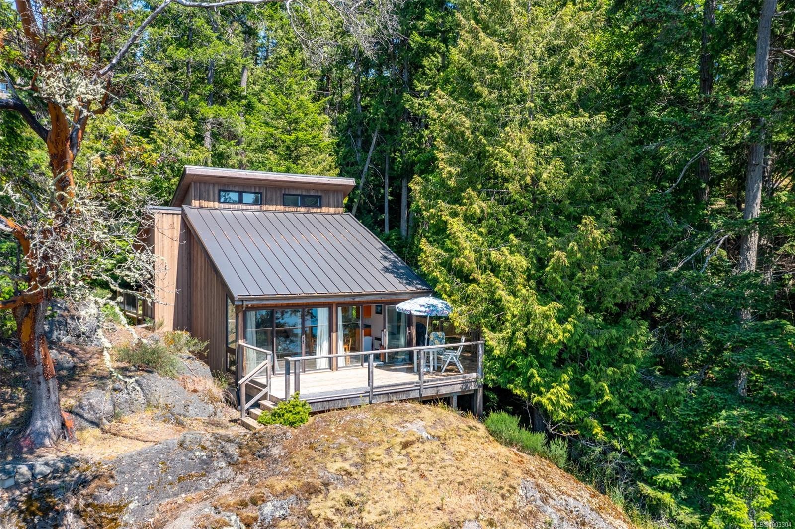 3803 Cutlass Crt, Pender Island, BC