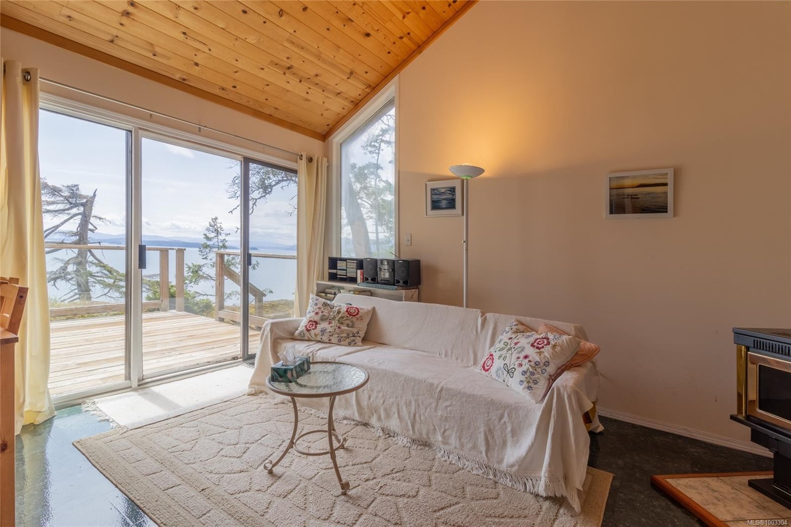 3803 Cutlass Crt, Pender Island, BC